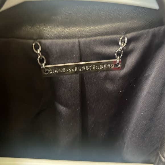 Beautiful thin 100%. Leather hardly used great almost new condition - Picture 3 of 7